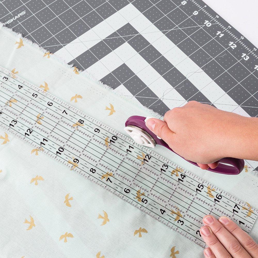 Fiskars Folding 18 x 24 Medium Size Cutting Mat – Embroidery Supply Shop