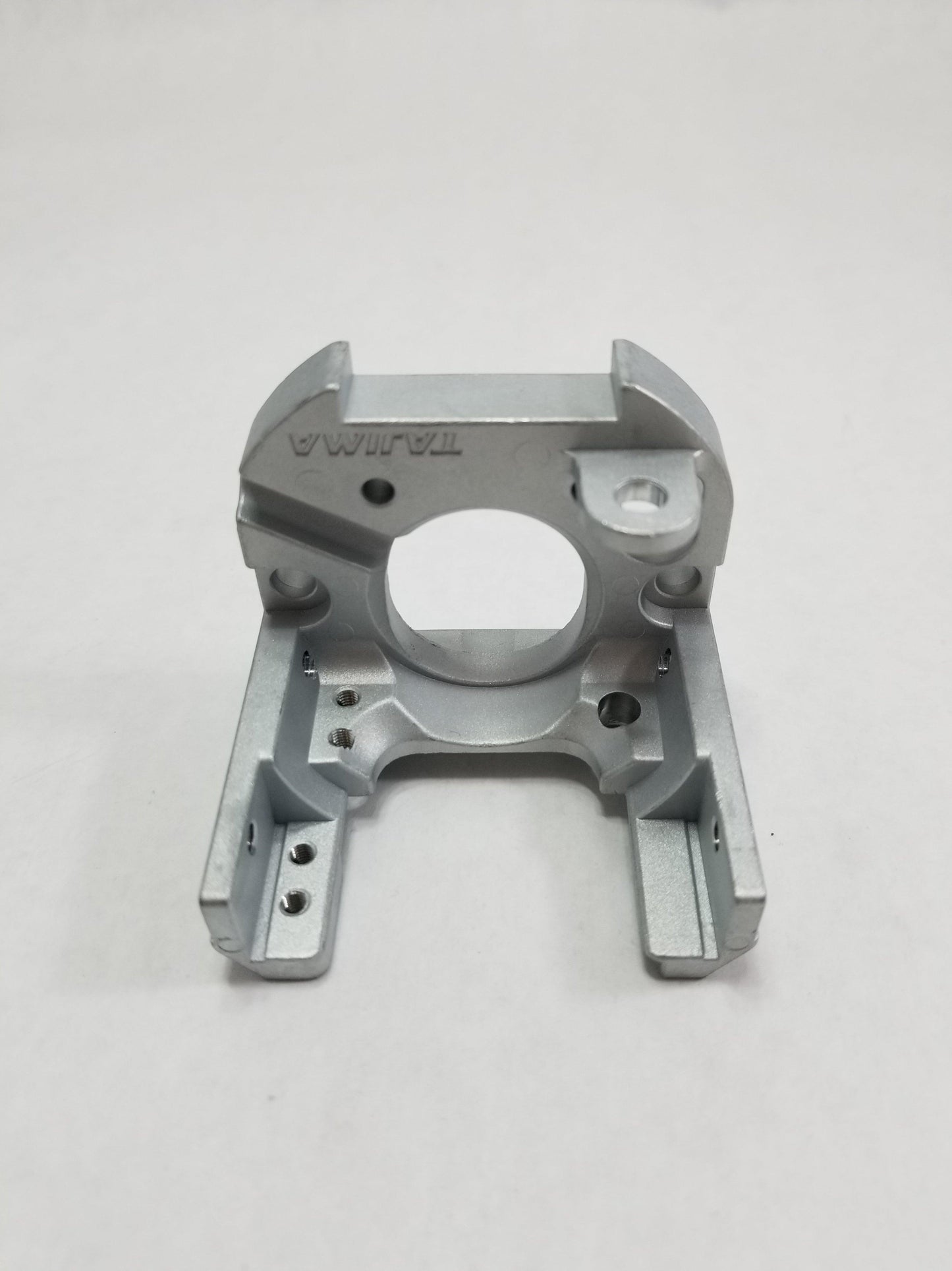 TAJIMA - NEEDLE PLATE BRACKET [050330580000, 1-7-3]