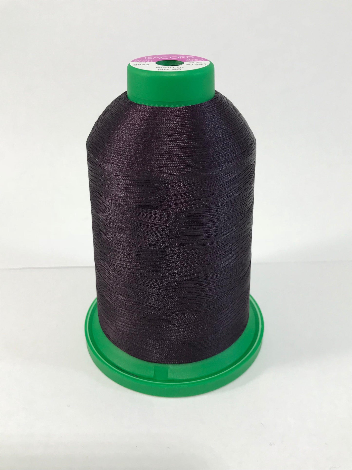 2944 - SCRUMPTIOUS PLUM - ISACORD EMBROIDERY THREAD 40 WT