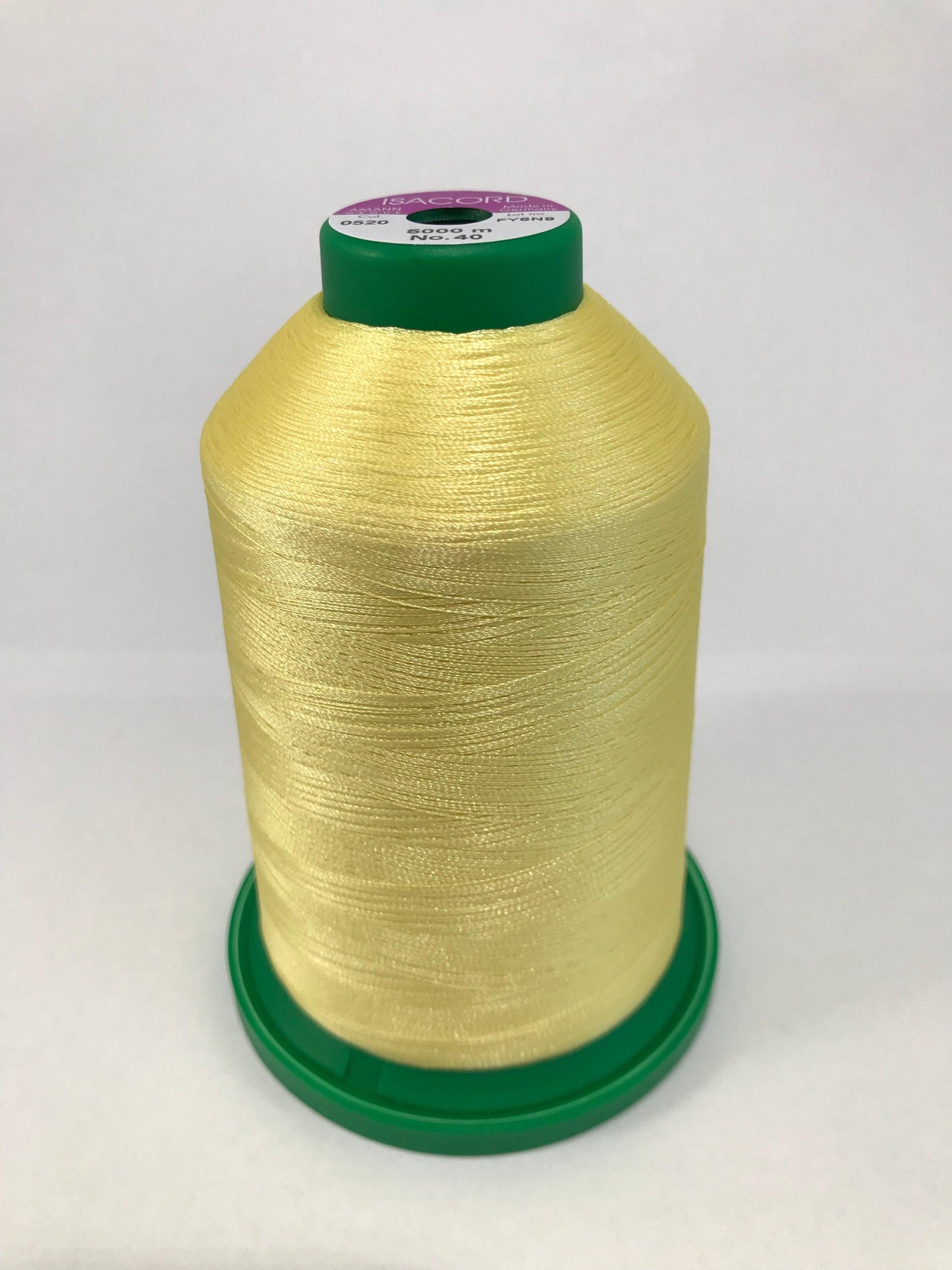 0520 - DAFFODIL - ISACORD EMBROIDERY THREAD 40 WT