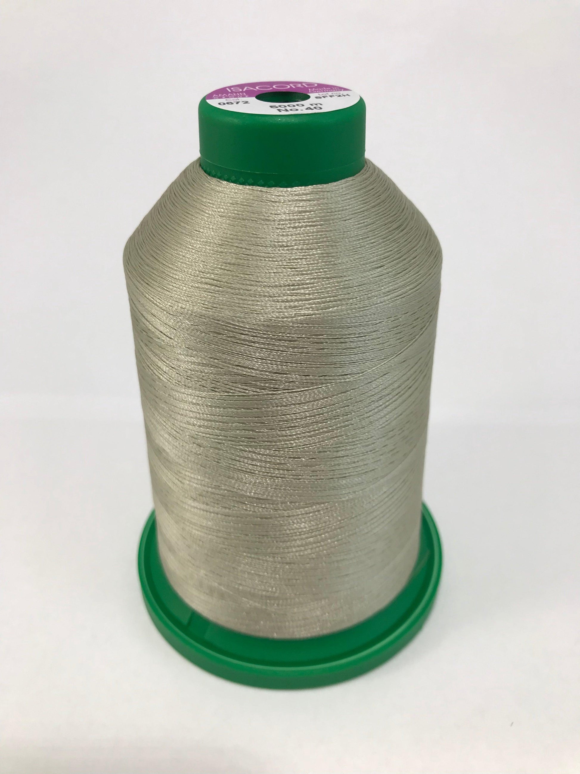 0672 - BAQUETTE - ISACORD EMBROIDERY THREAD 40 WT